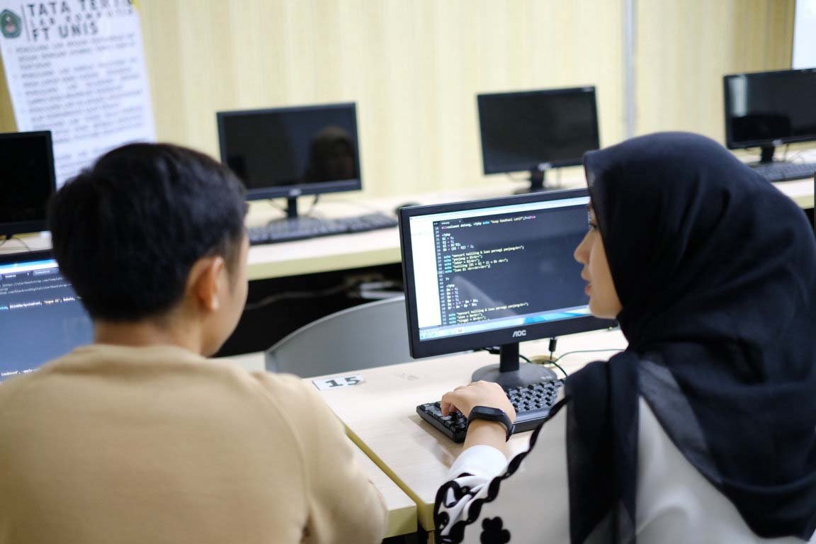 Lab Komputer 2
